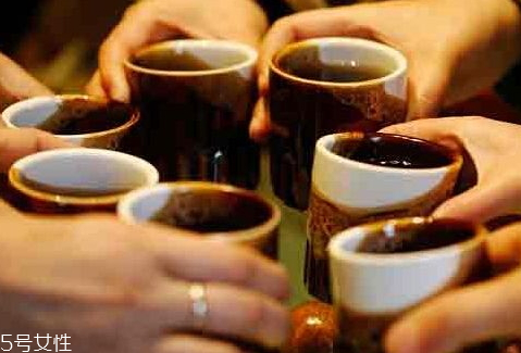 屠蘇酒在什么時候飲用 除夕之夜必備 屠蘇酒在什么時候飲用 除夕之夜必備