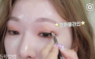 內(nèi)雙怎么畫眼線？內(nèi)雙眼皮畫眼妝技巧