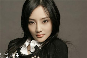 內(nèi)雙怎么變外雙眼皮？內(nèi)雙眼睛變大技巧