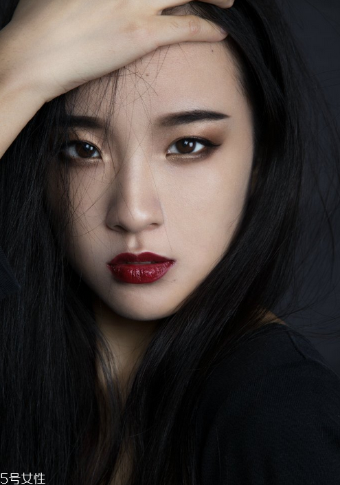 內(nèi)雙怎樣畫眼線成外雙？單眼皮內(nèi)雙女生福音