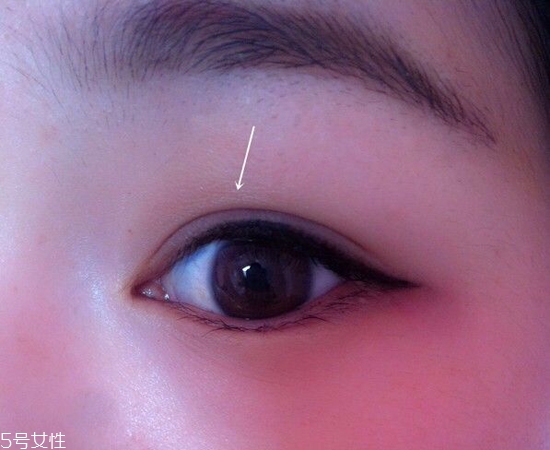 內(nèi)雙怎么畫眼線？內(nèi)雙眼皮畫眼妝技巧
