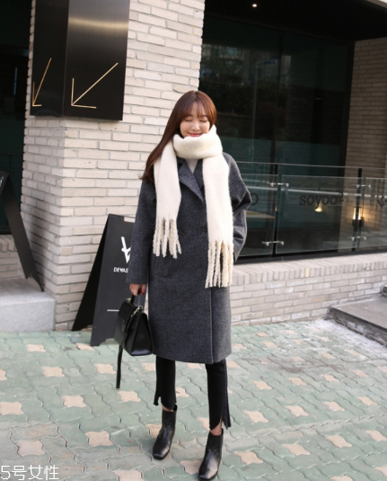 什么顏色圍巾顯臉白？選擇這幾條準沒錯