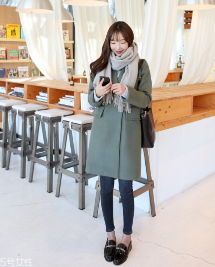 什么顏色圍巾顯臉白？選擇這幾條準沒錯