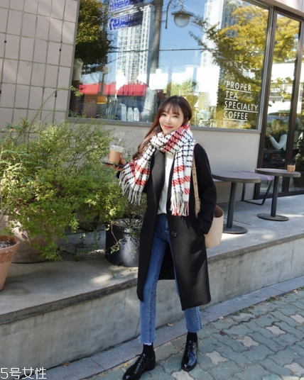 格子圍巾怎么搭配？瞬間打破冬日沉悶感