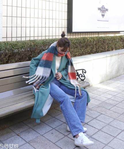 格子圍巾怎么搭配？瞬間打破冬日沉悶感