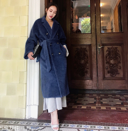 大衣什么面料好？這樣挑選準(zhǔn)沒錯(cuò)