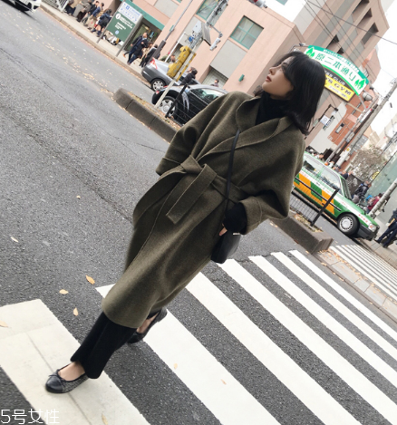 大衣為什么容易起球？四個妙招教你輕松解決