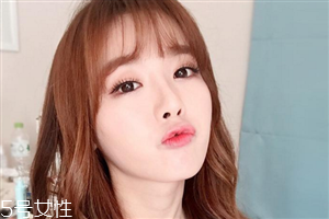 粉棕色眼妝怎么畫？蜜桃妝畫法