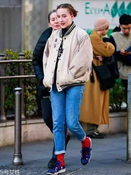 冬天襪子怎么搭配？冬季襪子這樣穿才時(shí)尚