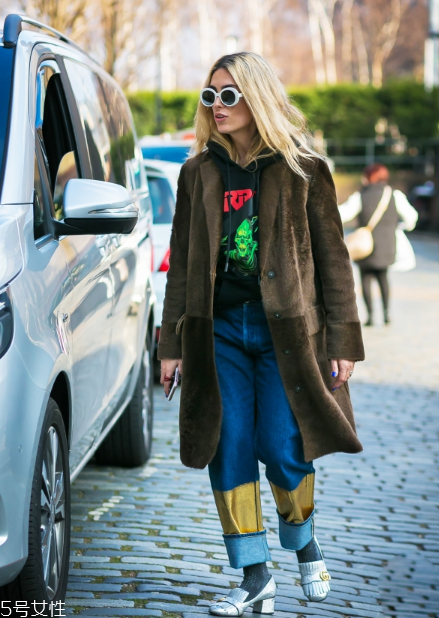 冬天襪子怎么搭配？冬季襪子這樣穿才時(shí)尚