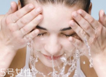 洗面奶有哪些常識？同一部位只需洗20秒