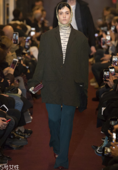vetements2018秋冬系列服裝怎么樣_好看嗎？
