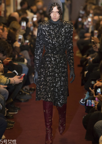 vetements2018秋冬系列服裝怎么樣_好看嗎？