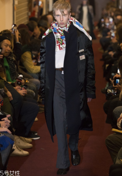 vetements2018秋冬系列服裝怎么樣_好看嗎？