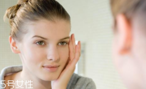 素顏霜美白原理是什么？添加色料二氧化鈦