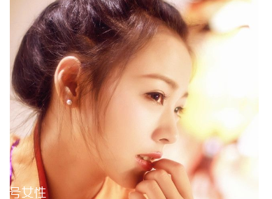 蓓昂斯卸妝水可以卸眼唇嗎？卸除眼妝小貼士