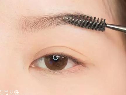 網(wǎng)紅的妝都是怎么化的？論女生眼妝的重要性