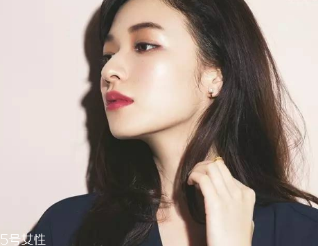 楓葉妝要掌握哪些要點(diǎn)？顯白又不挑皮