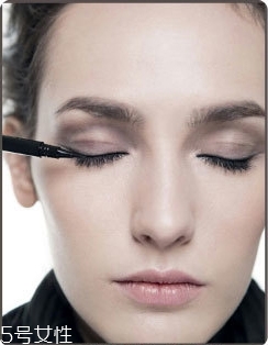 眼線卸不干凈會怎樣？關(guān)于眼線的小秘密