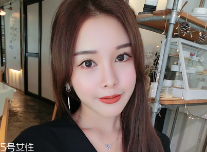 名創(chuàng)優(yōu)品眼影好用嗎？韓系貓眼妝的畫(huà)法