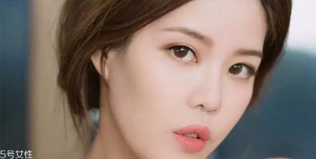網(wǎng)紅的妝都是怎么化的？論女生眼妝的重要性