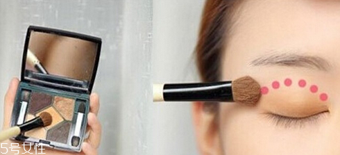 淑女妝怎么畫清新自然？教你化一個(gè)撩倒男神的妝