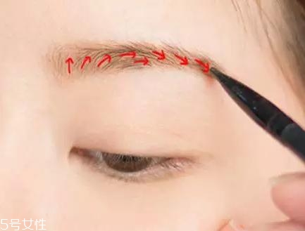 網(wǎng)紅的妝都是怎么化的？論女生眼妝的重要性