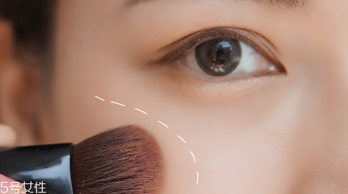 偽素顏心機妝畫法教程 今年一定要學(xué)起來