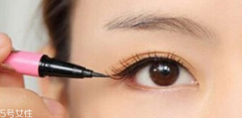 淑女妝怎么畫清新自然？教你化一個(gè)撩倒男神的妝