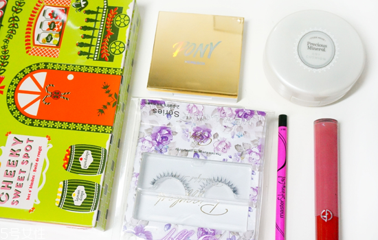 2018秋冬酒紅色眼妝怎么畫？神秘又有女人味的妝容