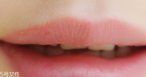 偽素顏心機妝畫法教程 今年一定要學(xué)起來