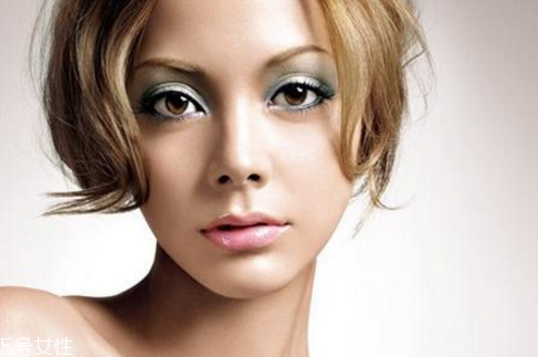 開眼角拆線后怎么清潔眼部？開眼角后可以適當(dāng)洗臉清潔