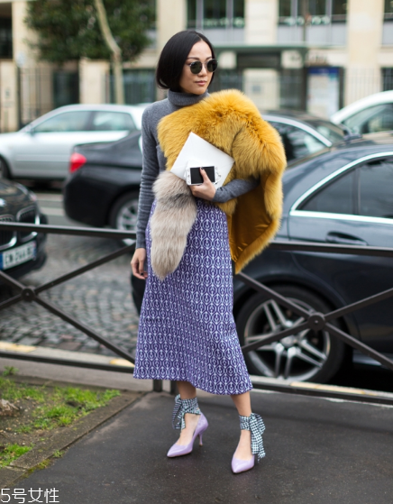 皮草披肩怎么搭配？分分鐘撩倒男神