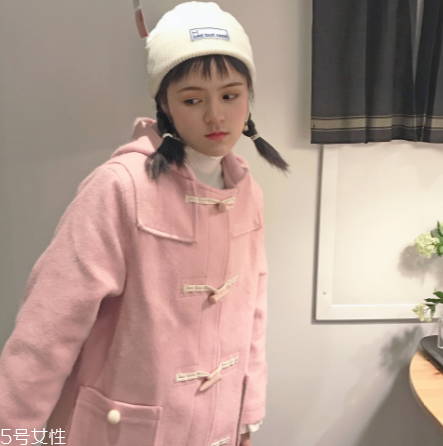 2018年流行什么款式大衣？這幾款大衣一定要有