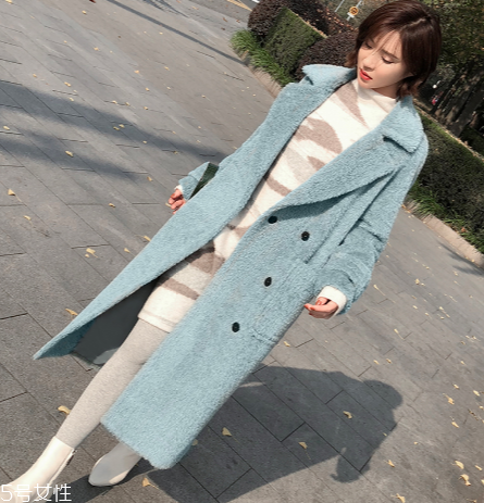 2018年流行什么款式大衣？這幾款大衣一定要有