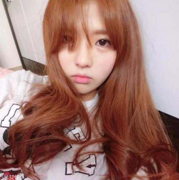 2018秋冬發(fā)色染什么好看？冬季首選發(fā)色