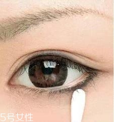 眼線液筆不出水怎么辦？畫眼線的常見誤區(qū)