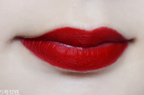 個(gè)性壞女孩妝容教程 學(xué)會快速化妝 個(gè)性壞女孩妝容教程 學(xué)會快速化妝