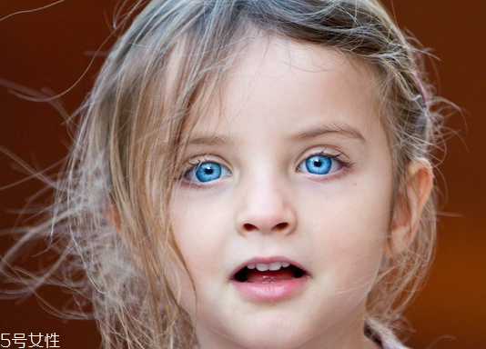 開(kāi)眼角會(huì)影響視力嗎？開(kāi)眼角會(huì)有危害