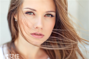 經(jīng)期能做雙眼皮嗎？割雙眼皮失敗方法