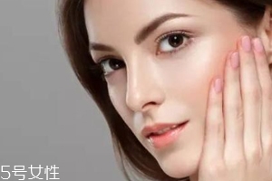 新手適合用什么高光？粉色珠光最好