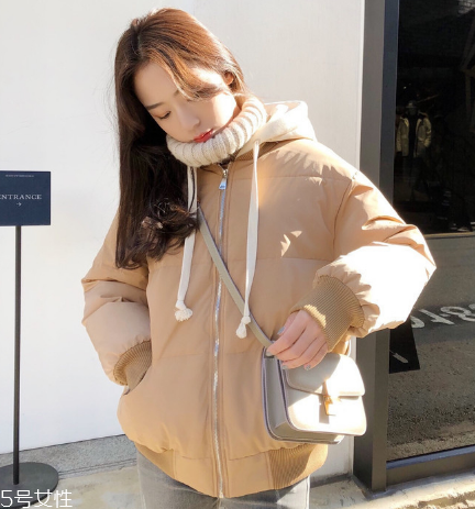 棉襖粘毛怎么辦？這樣做輕松解除煩惱