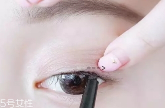 眼線液筆可以畫內(nèi)眼線嗎？
