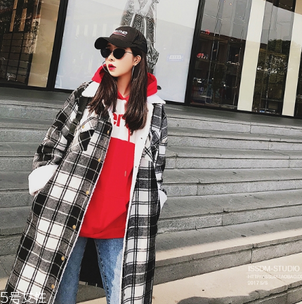 紅色衛(wèi)衣適合什么人穿？紅紅火火過新年