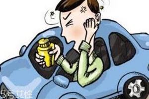 春節(jié)回家暈車(chē)怎么辦？別吃東西聞橘皮