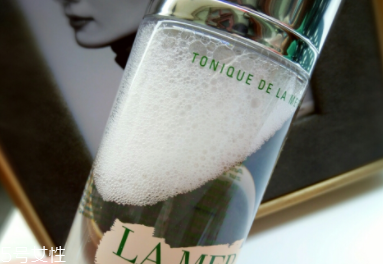 海藍(lán)之謎煥膚水適合干皮嗎？海藍(lán)之謎煥膚水產(chǎn)品評(píng)測(cè)