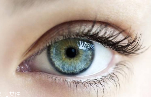 經(jīng)期能做雙眼皮嗎？割雙眼皮失敗方法