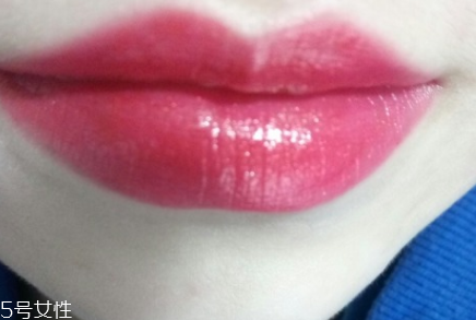 mac sweet sakura適合黃皮嗎？口紅要選擇適合自己的