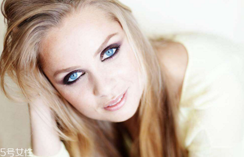 孕睫術(shù)睫毛真的能長(zhǎng)長(zhǎng)嗎？效果不能永久