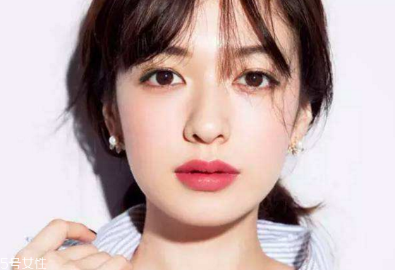 唇釉是什么東西？俗稱液體口紅